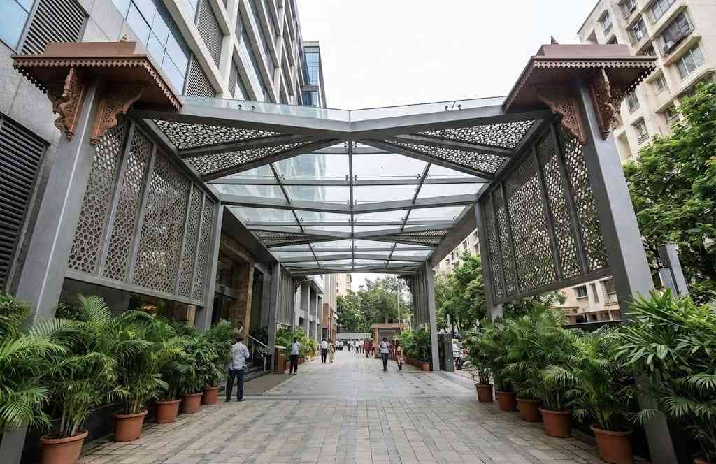 karnis entrance & walkway canopy solutions